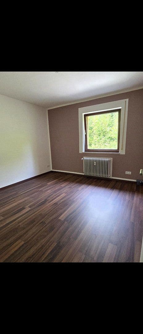 Prenájom bytu 4-izbový 120 m², Rosenstraße 20, Arnstein, Bavorsko Prenájom bytu 4-izbový 120 m², Rosenstraße 20, Arnstein, Bavorsko