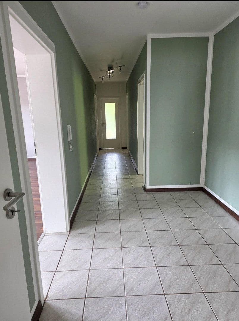 Prenájom bytu 4-izbový 120 m², Rosenstraße 20, Arnstein, Bavorsko Prenájom bytu 4-izbový 120 m², Rosenstraße 20, Arnstein, Bavorsko