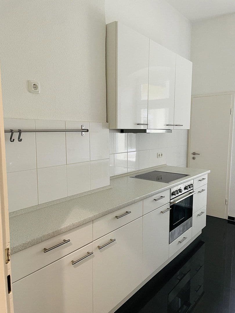 Predaj bytu 3-izbový 80 m², Kiel, Šlezvicko-Holštajnsko Predaj bytu 3-izbový 80 m², Kiel, Šlezvicko-Holštajnsko