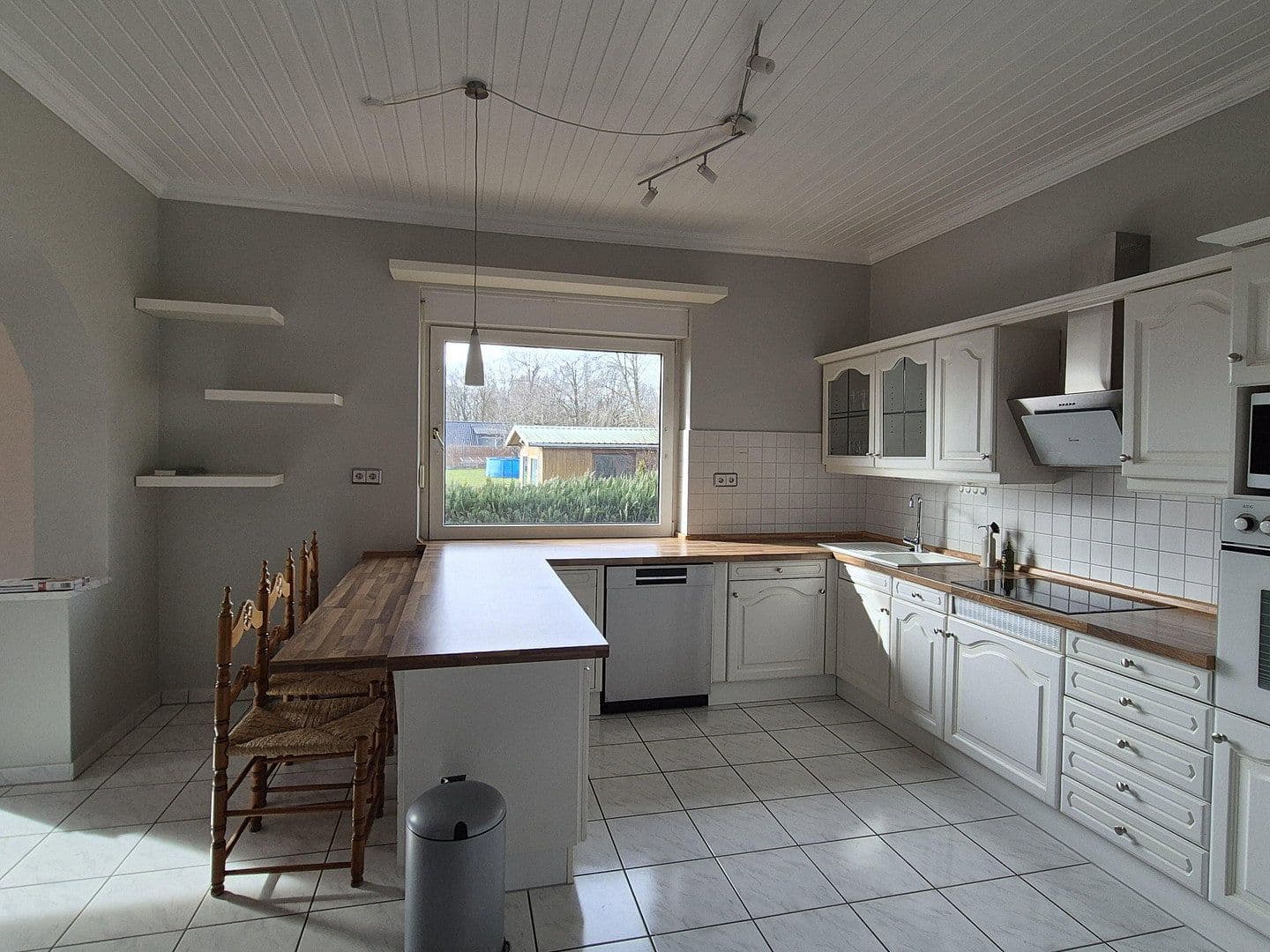 Predaj domu 298 m², pozemok 1.567 m², Sülfeld, Šlezvicko-Holštajnsko Predaj domu 298 m², pozemok 1.567 m², Sülfeld, Šlezvicko-Holštajnsko