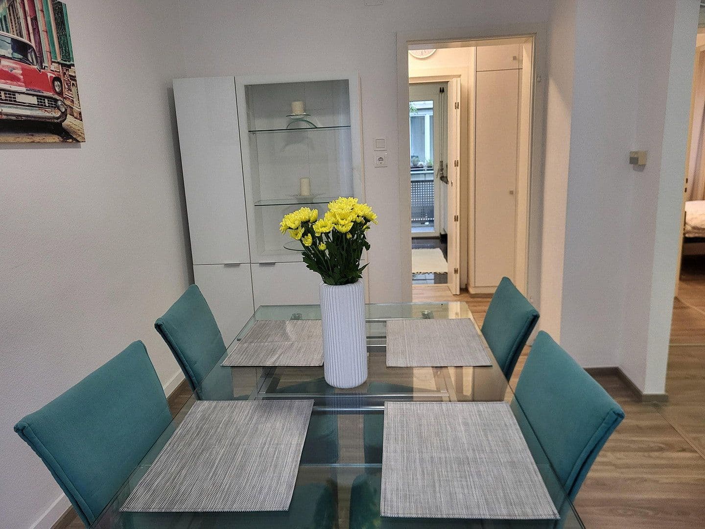 Prenájom bytu 2-izbový 63 m², Rosenbergstr. 151, Stuttgart, Bádensko-Wurttembersko Prenájom bytu 2-izbový 63 m², Rosenbergstr. 151, Stuttgart, Bádensko-Wurttembersko