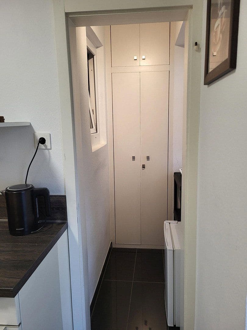 Prenájom bytu 2-izbový 63 m², Rosenbergstr. 151, Stuttgart, Bádensko-Wurttembersko Prenájom bytu 2-izbový 63 m², Rosenbergstr. 151, Stuttgart, Bádensko-Wurttembersko