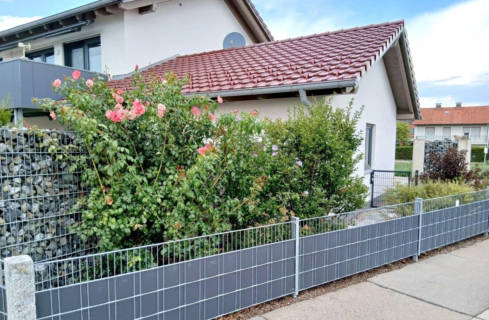 Prenájom bytu 5-izbový 110 m², Germaringen, Bavorsko Prenájom bytu 5-izbový 110 m², Germaringen, Bavorsko
