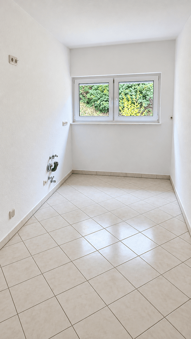 Prenájom bytu 2-izbový 89 m², Köhlersgrund, Marburg, Hesensko Prenájom bytu 2-izbový 89 m², Köhlersgrund, Marburg, Hesensko