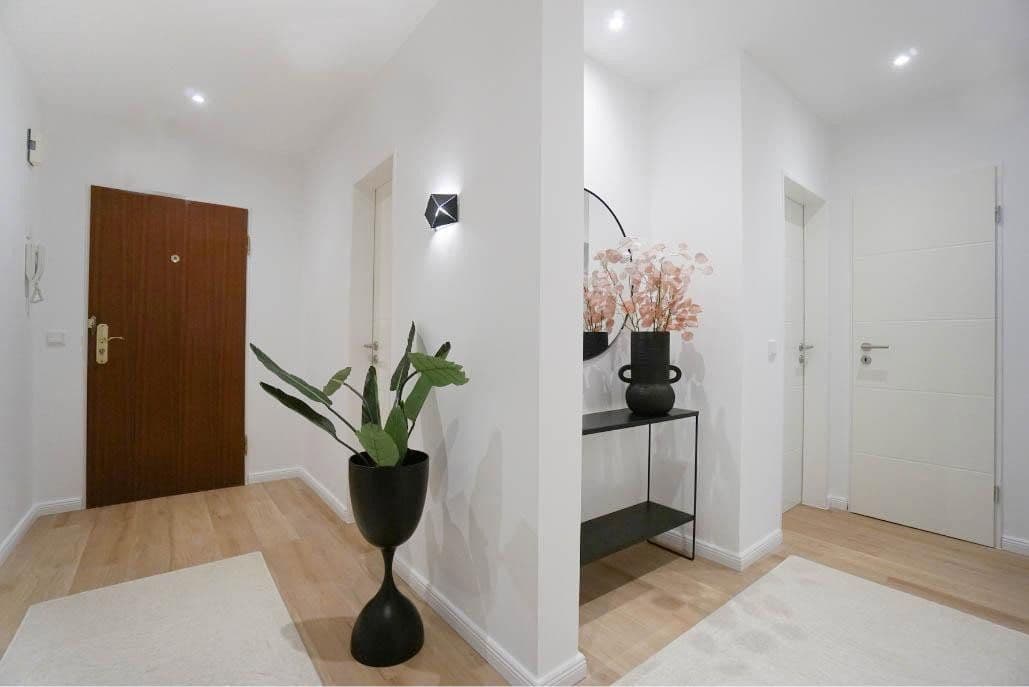 Prenájom bytu 3-izbový 70 m², Oldenburg, Dolné Sasko Prenájom bytu 3-izbový 70 m², Oldenburg, Dolné Sasko