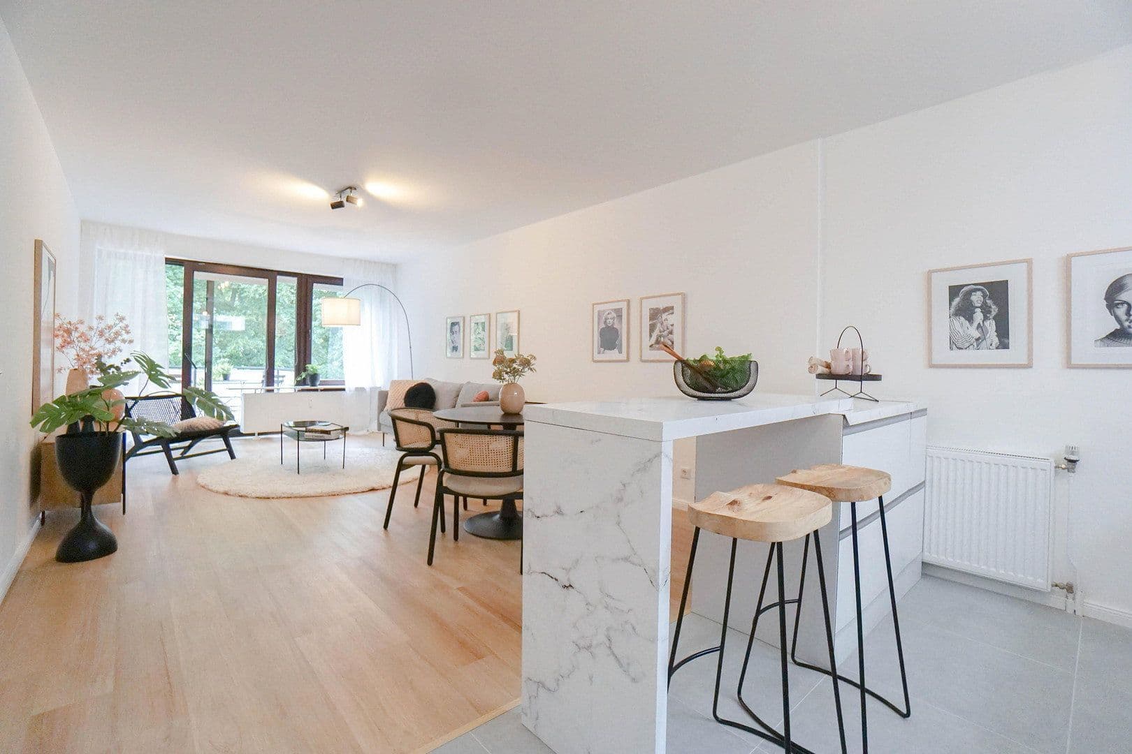 Prenájom bytu 3-izbový 70 m², Oldenburg, Dolné Sasko Prenájom bytu 3-izbový 70 m², Oldenburg, Dolné Sasko