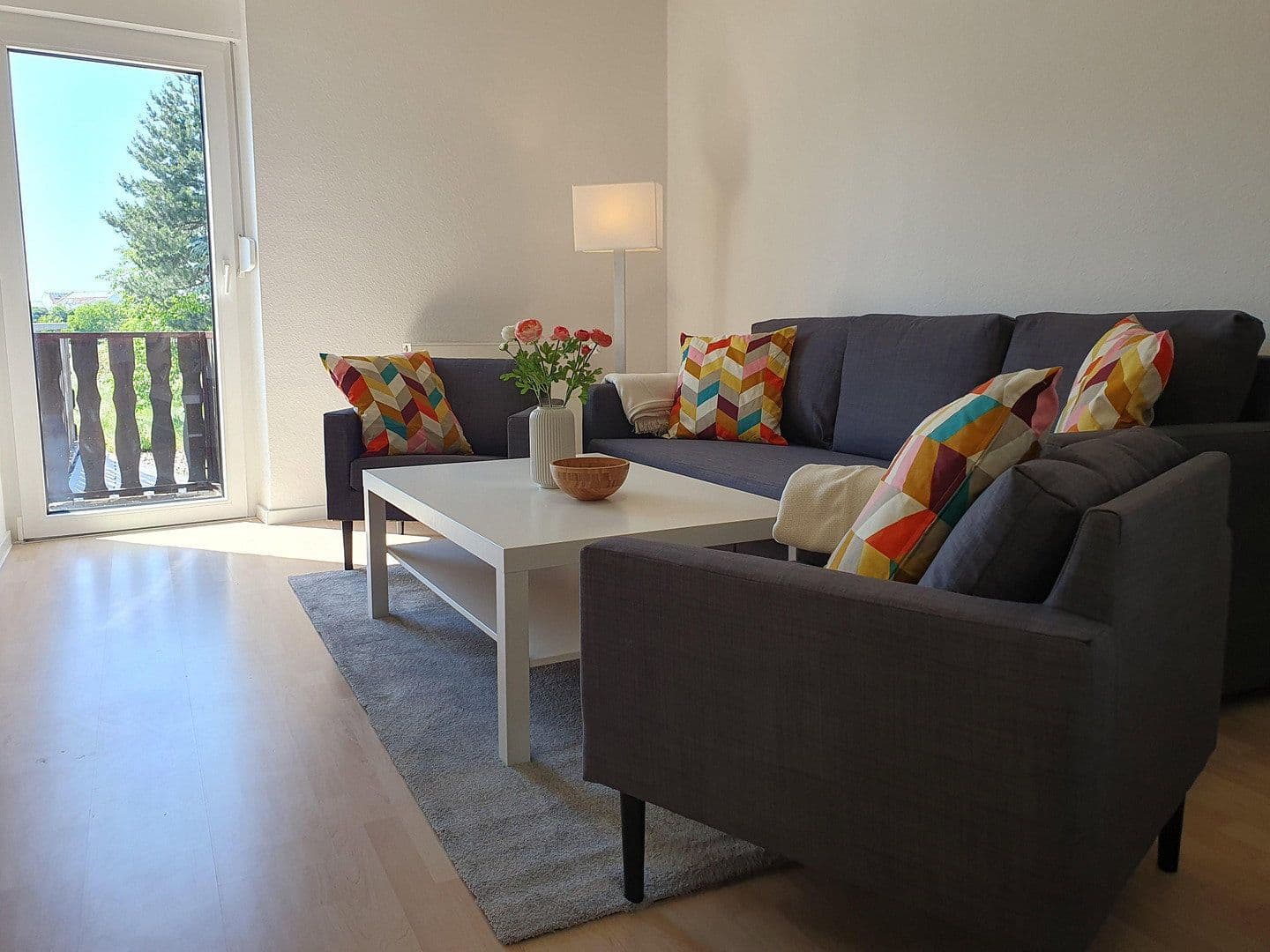 Prenájom bytu 6-izbový 140 m², Schwetzinger Straße 63, Karlsruhe, Bádensko-Wurttembersko Prenájom bytu 6-izbový 140 m², Schwetzinger Straße 63, Karlsruhe, Bádensko-Wurttembersko