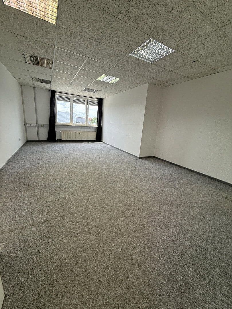 Prenájom bytu 3-izbový 79 m², Humbserstr.22, Fürth, Bavorsko Prenájom bytu 3-izbový 79 m², Humbserstr.22, Fürth, Bavorsko