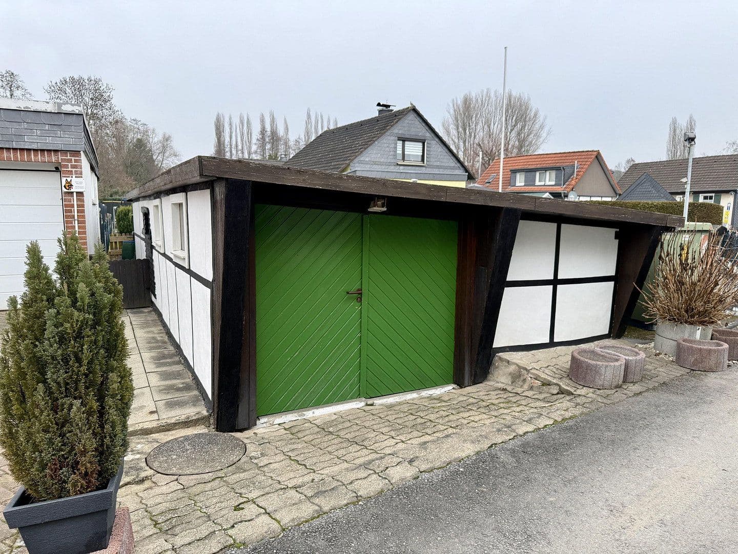 Predaj domu 57 m², pozemok 441 m², Holzkamp 10, Solingen, Severné Porýnie - Westfálsko Predaj domu 57 m², pozemok 441 m², Holzkamp 10, Solingen, Severné Porýnie - Westfálsko