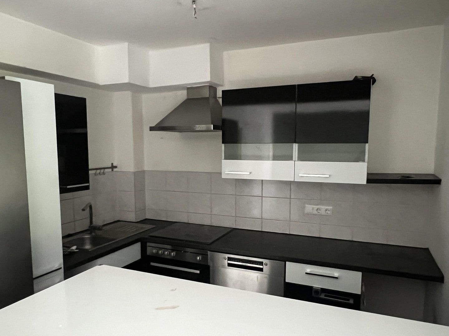Prenájom bytu 5-izbový 89 m², Berlin, Berlín Prenájom bytu 5-izbový 89 m², Berlin, Berlín
