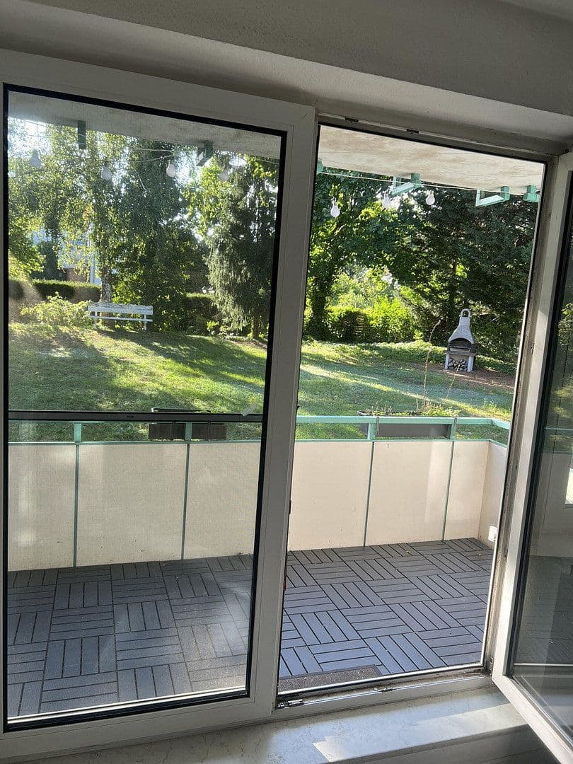 Prenájom bytu 5-izbový 89 m², Berlin, Berlín Prenájom bytu 5-izbový 89 m², Berlin, Berlín