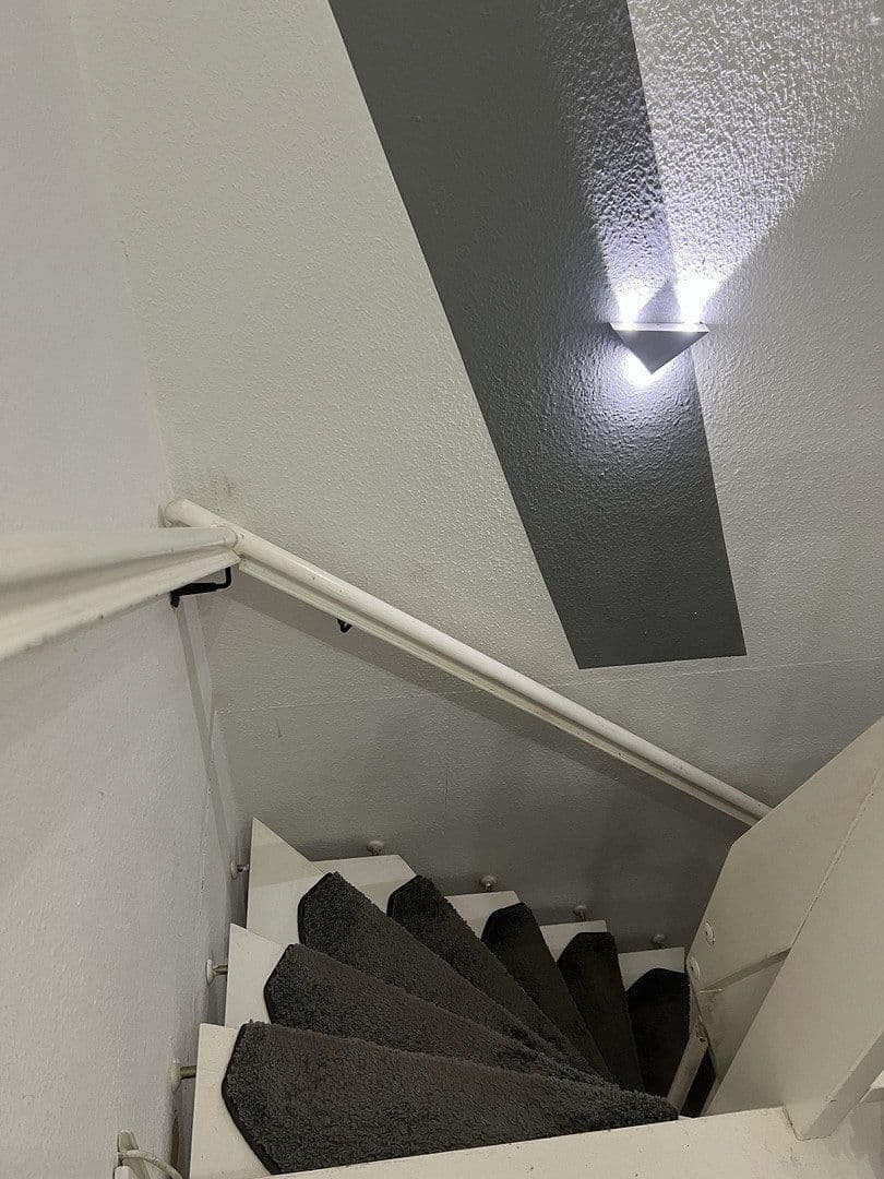 Prenájom bytu 5-izbový 89 m², Berlin, Berlín Prenájom bytu 5-izbový 89 m², Berlin, Berlín