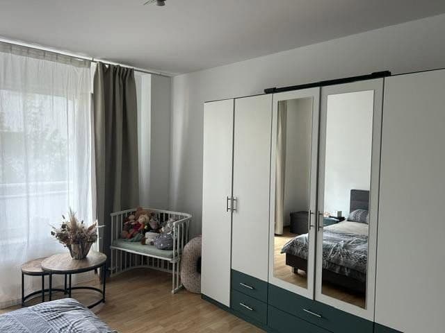Prenájom bytu 3-izbový 90 m², Herzogstrasse 79, Düsseldorf, Severné Porýnie - Westfálsko Prenájom bytu 3-izbový 90 m², Herzogstrasse 79, Düsseldorf, Severné Porýnie - Westfálsko