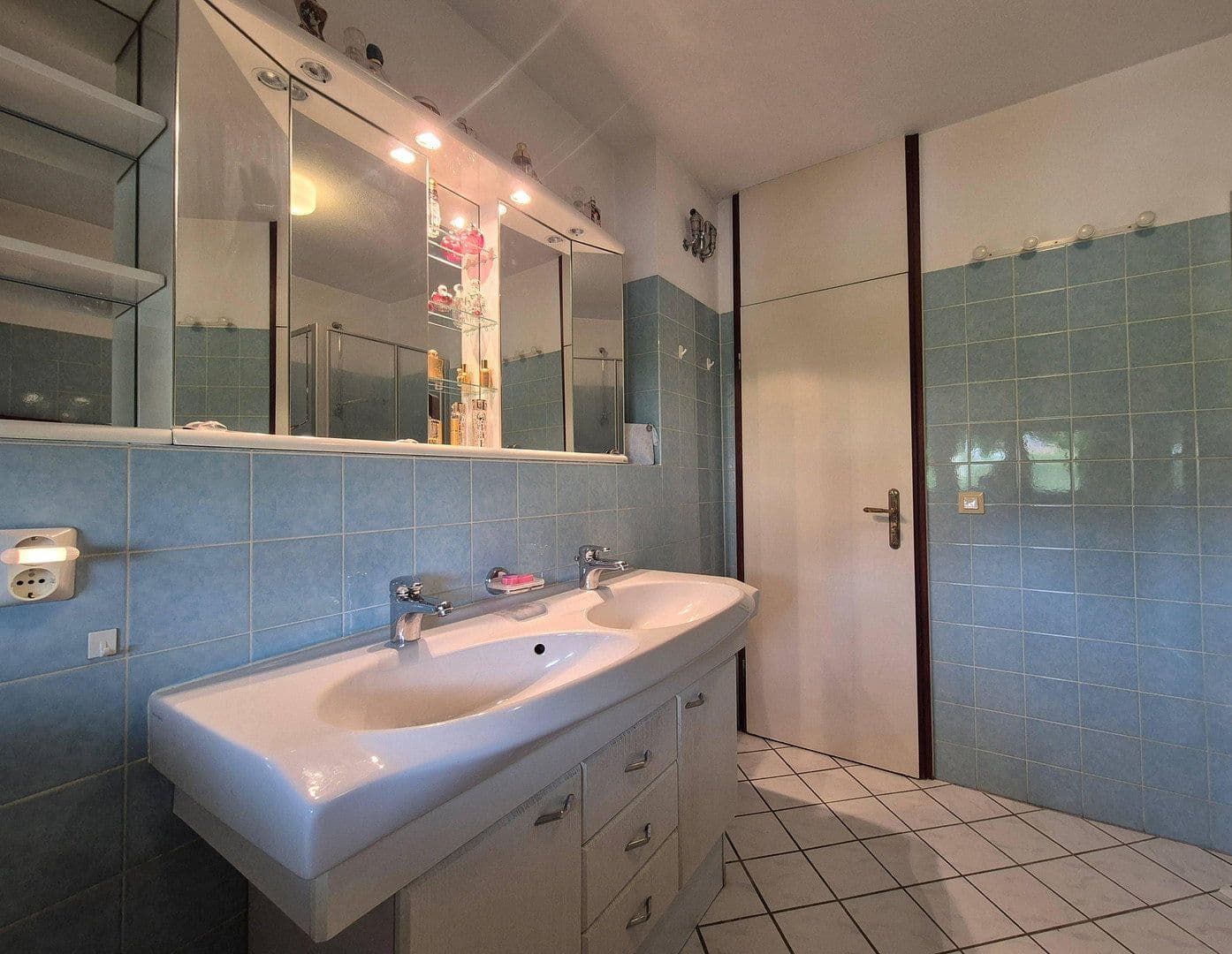 Predaj domu 125 m², pozemok 297 m², München, Bavorsko Predaj domu 125 m², pozemok 297 m², München, Bavorsko