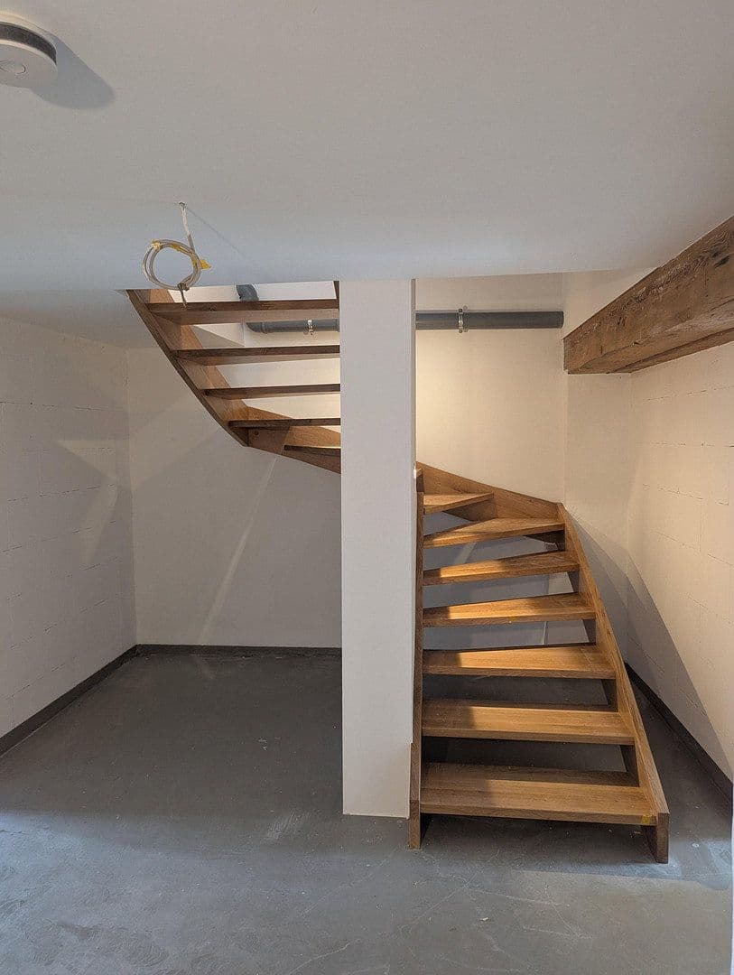 Prenájom domu 175 m², pozemok 225 m², Bahnhofstrasse 19, Obertraubling, Bavorsko Prenájom domu 175 m², pozemok 225 m², Bahnhofstrasse 19, Obertraubling, Bavorsko