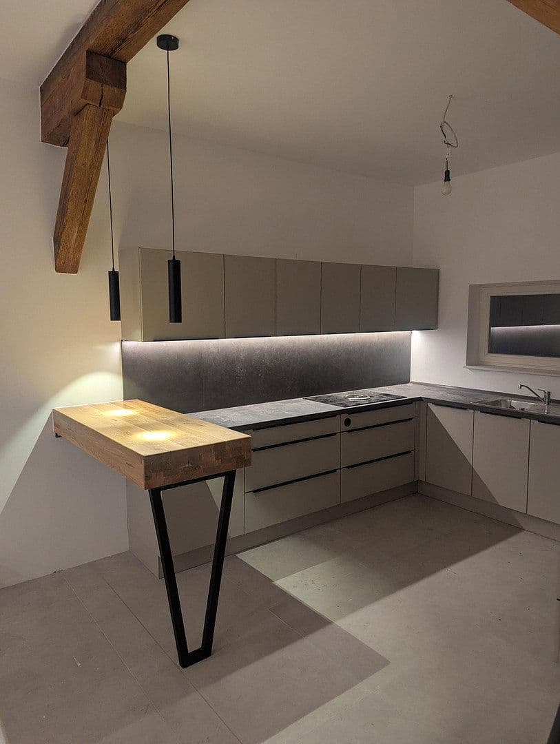 Prenájom domu 175 m², pozemok 225 m², Bahnhofstrasse 19, Obertraubling, Bavorsko Prenájom domu 175 m², pozemok 225 m², Bahnhofstrasse 19, Obertraubling, Bavorsko