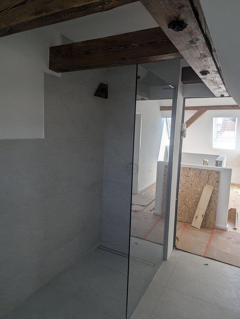 Prenájom domu 175 m², pozemok 225 m², Bahnhofstrasse 19, Obertraubling, Bavorsko Prenájom domu 175 m², pozemok 225 m², Bahnhofstrasse 19, Obertraubling, Bavorsko