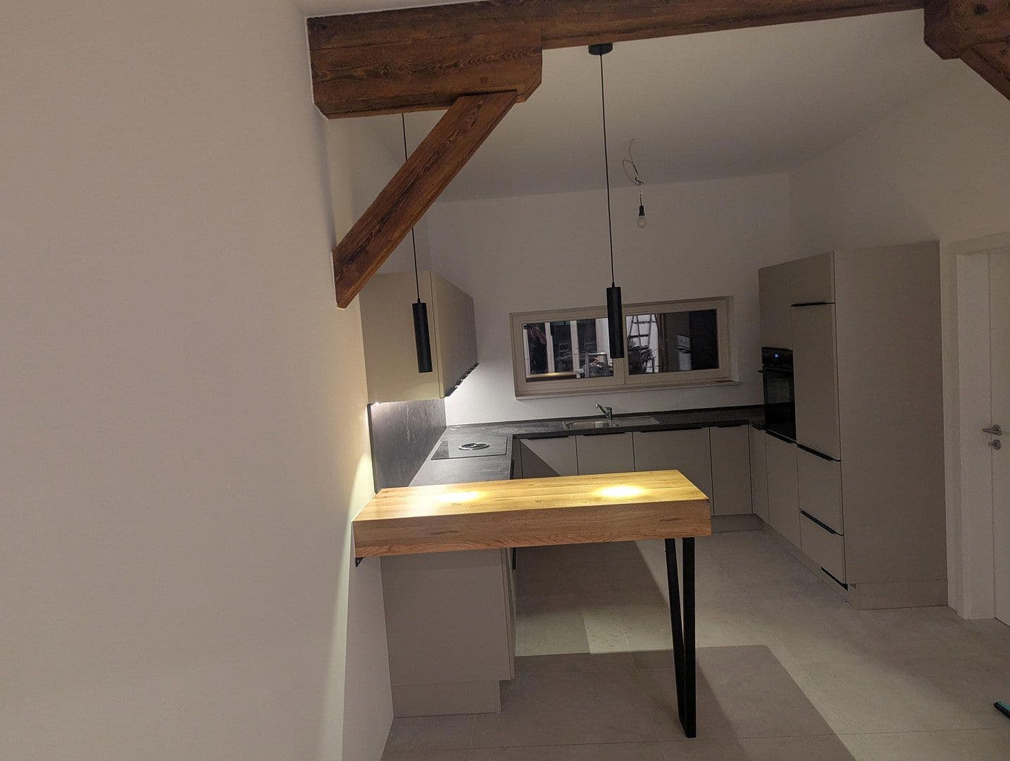 Prenájom domu 175 m², pozemok 225 m², Bahnhofstrasse 19, Obertraubling, Bavorsko Prenájom domu 175 m², pozemok 225 m², Bahnhofstrasse 19, Obertraubling, Bavorsko