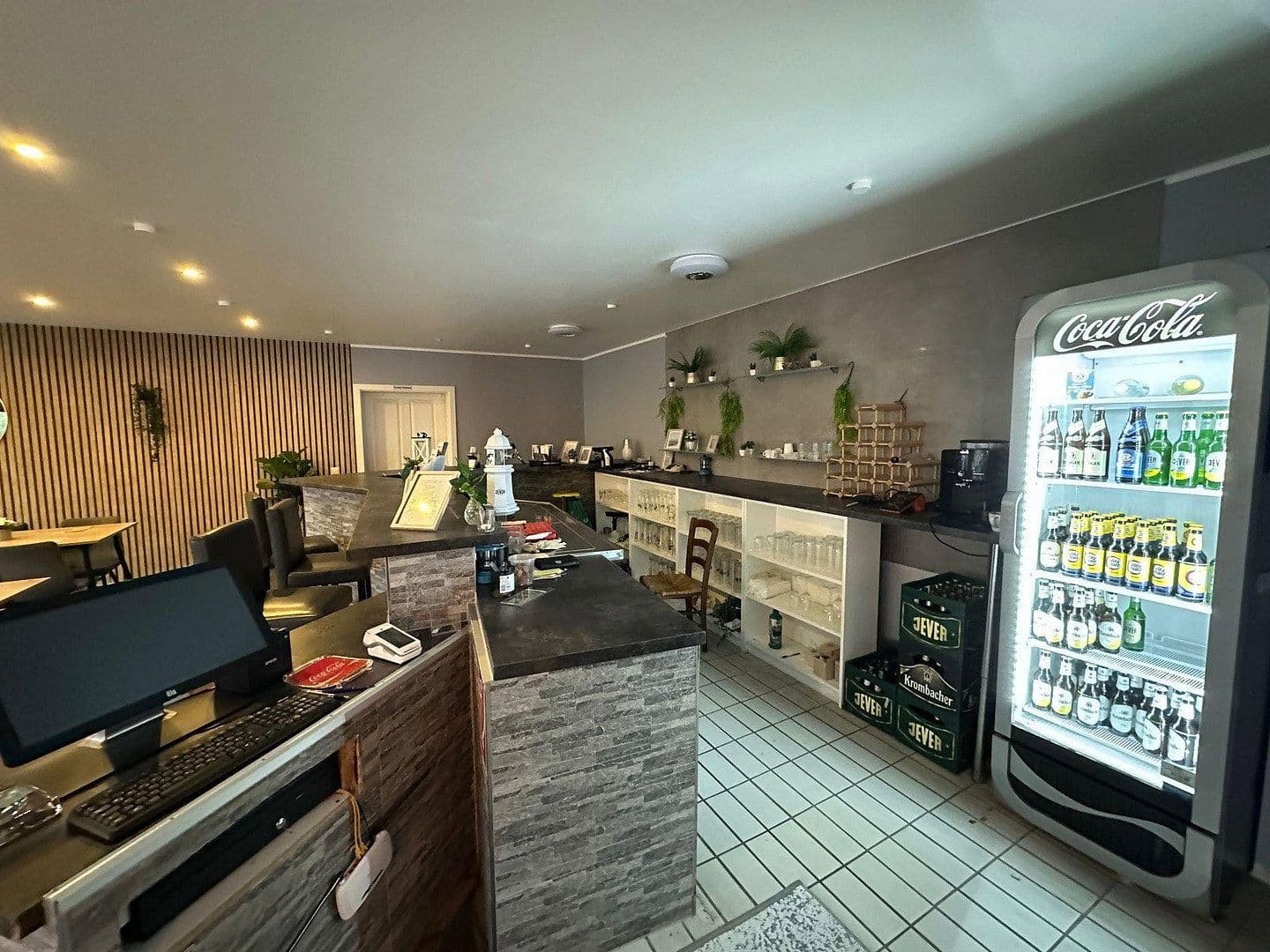 Prenájom nebytového priestoru 177 m², Lange Straße 51, Wangerland, Dolné Sasko Prenájom nebytového priestoru 177 m², Lange Straße 51, Wangerland, Dolné Sasko