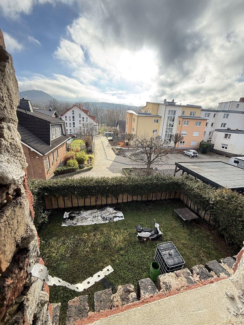 Predaj domu 160 m², pozemok 285 m², Sebastianstraße 33, Bad Neuenahr-Ahrweiler, Porýnie-Falcko Predaj domu 160 m², pozemok 285 m², Sebastianstraße 33, Bad Neuenahr-Ahrweiler, Porýnie-Falcko