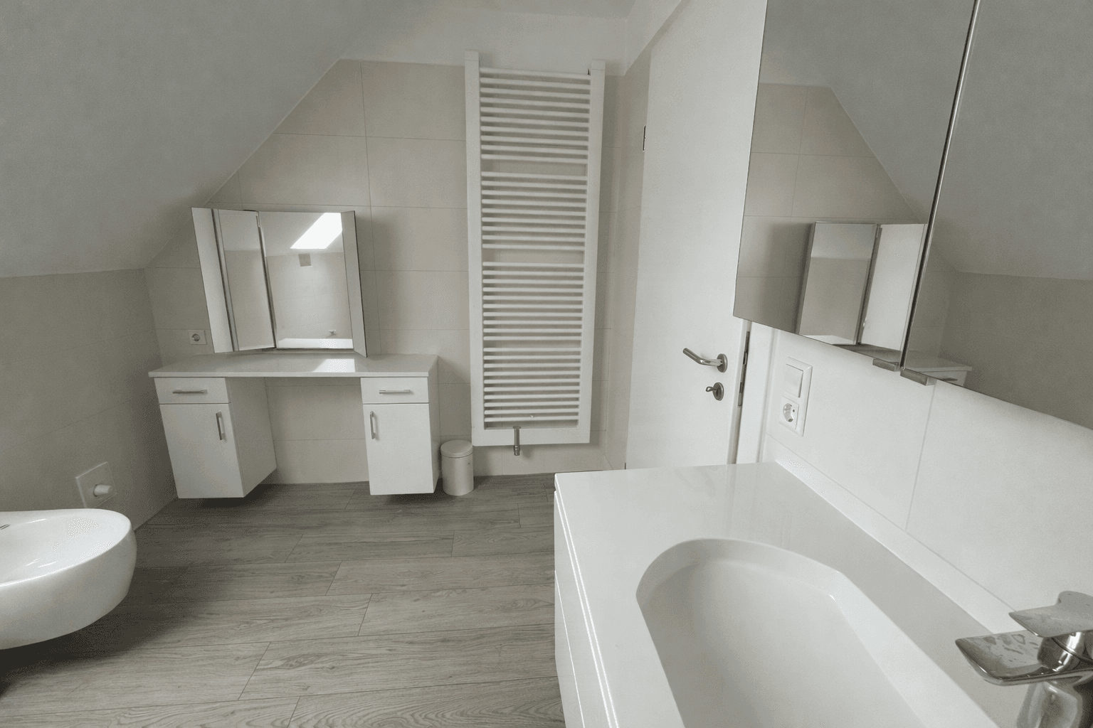 Predaj domu 204 m², pozemok 790 m², Blumenstr. 3, Syke, Dolné Sasko Predaj domu 204 m², pozemok 790 m², Blumenstr. 3, Syke, Dolné Sasko