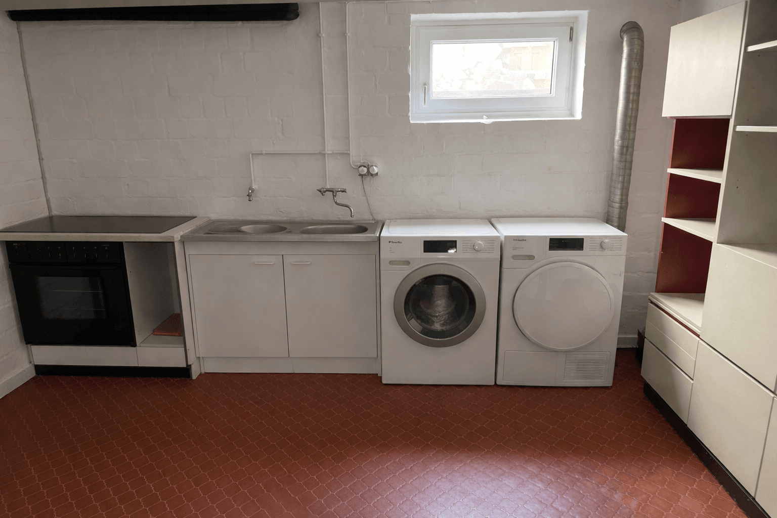Predaj domu 204 m², pozemok 790 m², Blumenstr. 3, Syke, Dolné Sasko Predaj domu 204 m², pozemok 790 m², Blumenstr. 3, Syke, Dolné Sasko