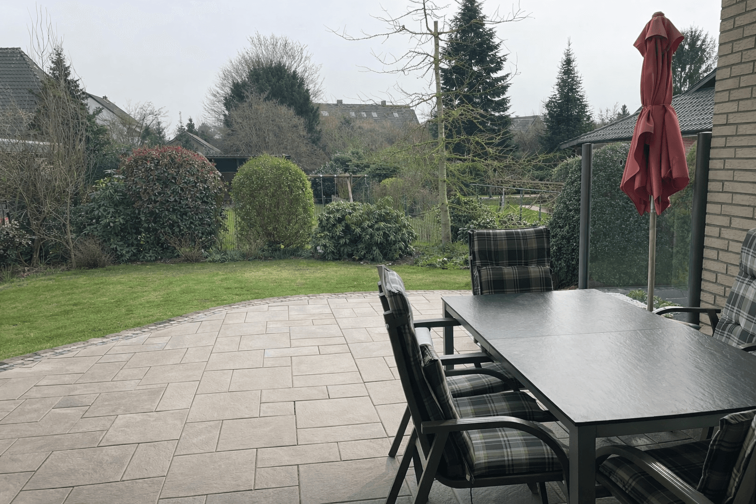 Predaj domu 204 m², pozemok 790 m², Blumenstr. 3, Syke, Dolné Sasko Predaj domu 204 m², pozemok 790 m², Blumenstr. 3, Syke, Dolné Sasko