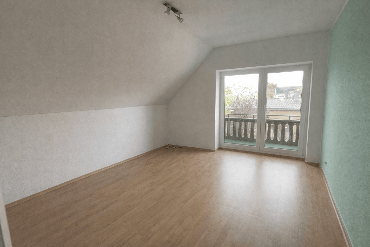 Predaj domu 204 m², pozemok 790 m², Blumenstr. 3, Syke, Dolné Sasko Predaj domu 204 m², pozemok 790 m², Blumenstr. 3, Syke, Dolné Sasko