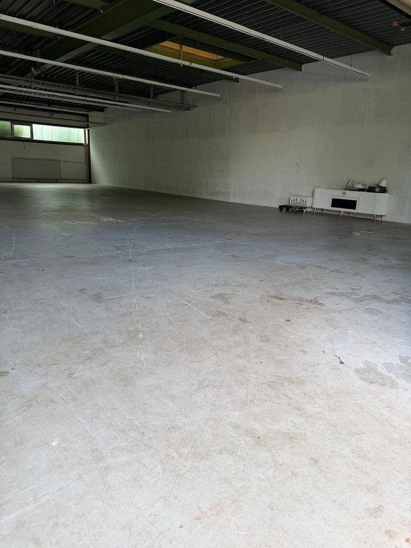 Prenájom nebytového priestoru 532 m², Kirchstr. 32, Gommersheim, Porýnie-Falcko Prenájom nebytového priestoru 532 m², Kirchstr. 32, Gommersheim, Porýnie-Falcko