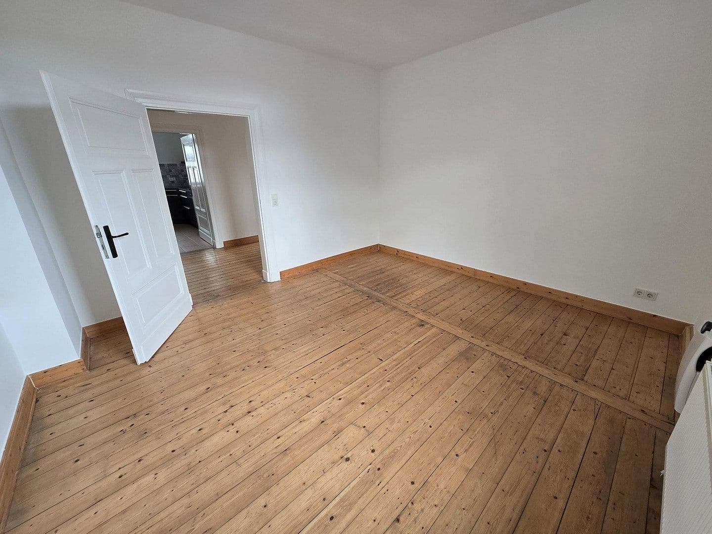 Prenájom bytu 5-izbový 136 m², Heinrichstraße, Bad Oeynhausen, Severné Porýnie - Westfálsko Prenájom bytu 5-izbový 136 m², Heinrichstraße, Bad Oeynhausen, Severné Porýnie - Westfálsko