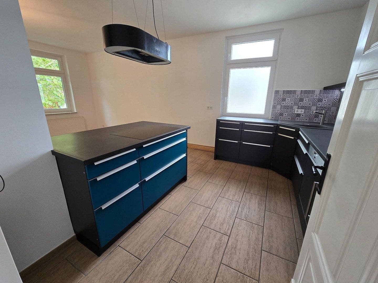 Prenájom bytu 5-izbový 136 m², Heinrichstraße, Bad Oeynhausen, Severné Porýnie - Westfálsko Prenájom bytu 5-izbový 136 m², Heinrichstraße, Bad Oeynhausen, Severné Porýnie - Westfálsko
