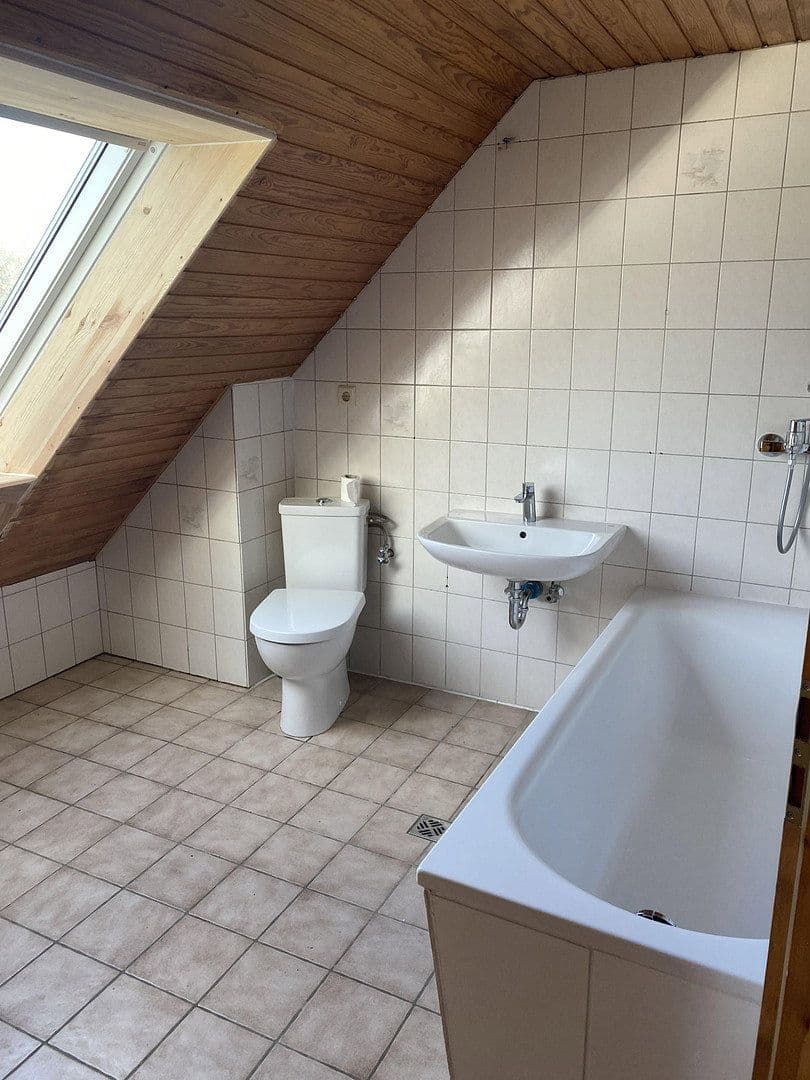 Predaj domu 300 m², pozemok 313 m², Kiel, Šlezvicko-Holštajnsko Predaj domu 300 m², pozemok 313 m², Kiel, Šlezvicko-Holštajnsko