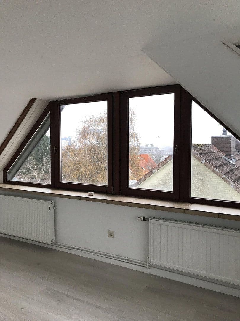 Predaj domu 300 m², pozemok 313 m², Kiel, Šlezvicko-Holštajnsko Predaj domu 300 m², pozemok 313 m², Kiel, Šlezvicko-Holštajnsko