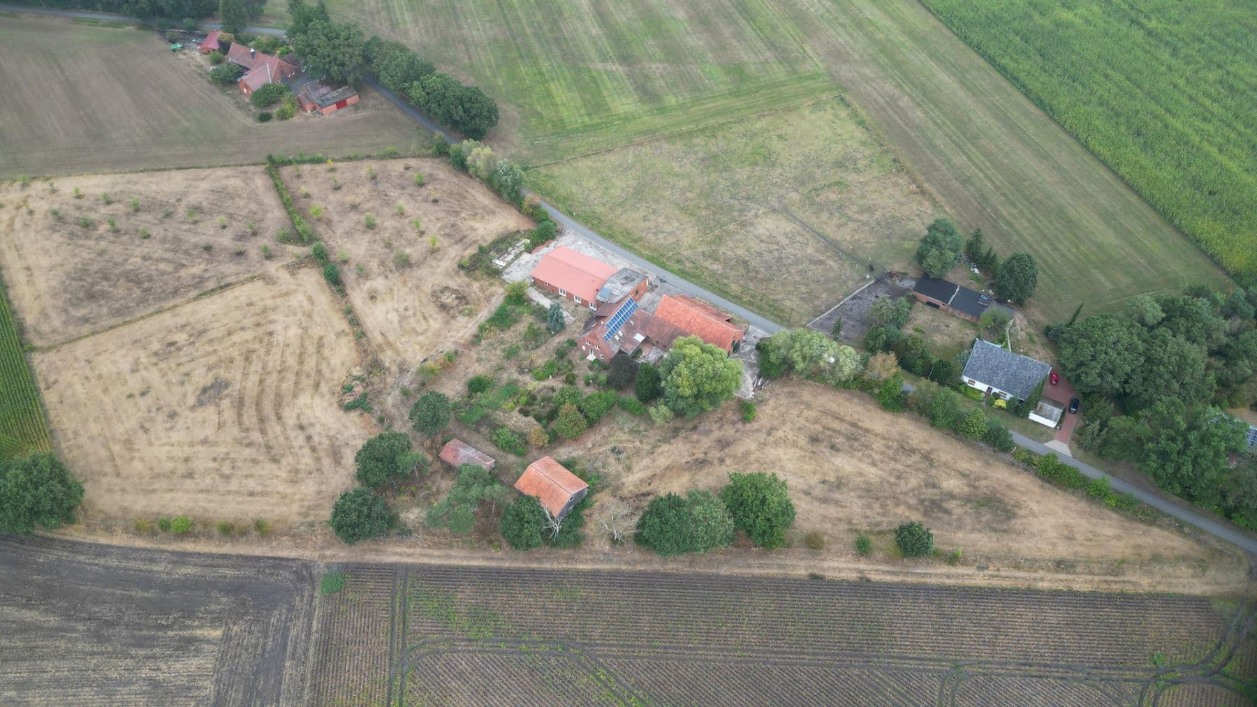 Predaj domu 378 m², pozemok 6.400 m², Wagenfeld, Dolné Sasko Predaj domu 378 m², pozemok 6.400 m², Wagenfeld, Dolné Sasko