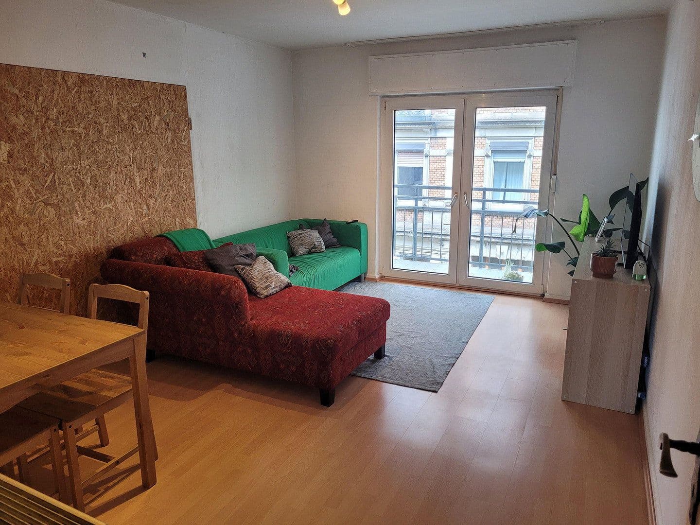 Prenájom bytu 3-izbový 96 m², Rüppurrer Str. 26, Karlsruhe, Bádensko-Wurttembersko Prenájom bytu 3-izbový 96 m², Rüppurrer Str. 26, Karlsruhe, Bádensko-Wurttembersko