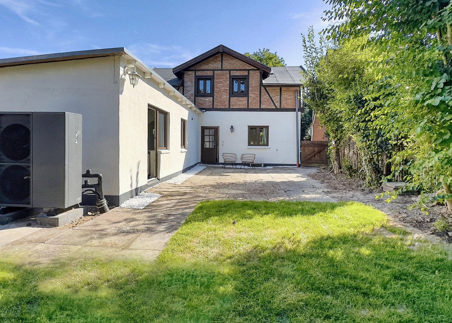 Predaj domu 130 m², pozemok 507 m², Ahrensburg, Šlezvicko-Holštajnsko Predaj domu 130 m², pozemok 507 m², Ahrensburg, Šlezvicko-Holštajnsko