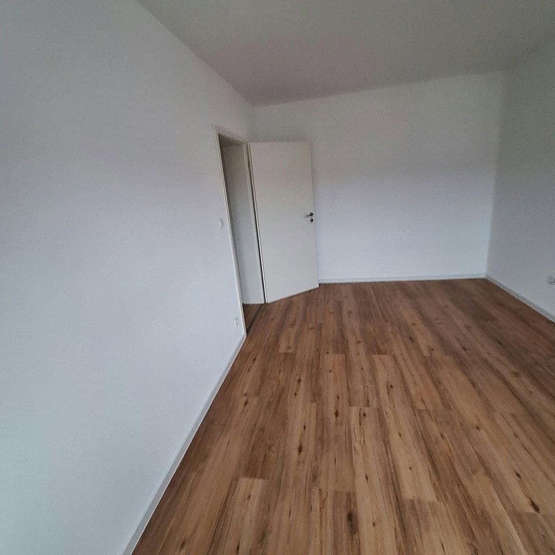 Prenájom bytu 2-izbový 61 m², Jägerndorfer Straße 14, Ketsch, Bádensko-Wurttembersko Prenájom bytu 2-izbový 61 m², Jägerndorfer Straße 14, Ketsch, Bádensko-Wurttembersko