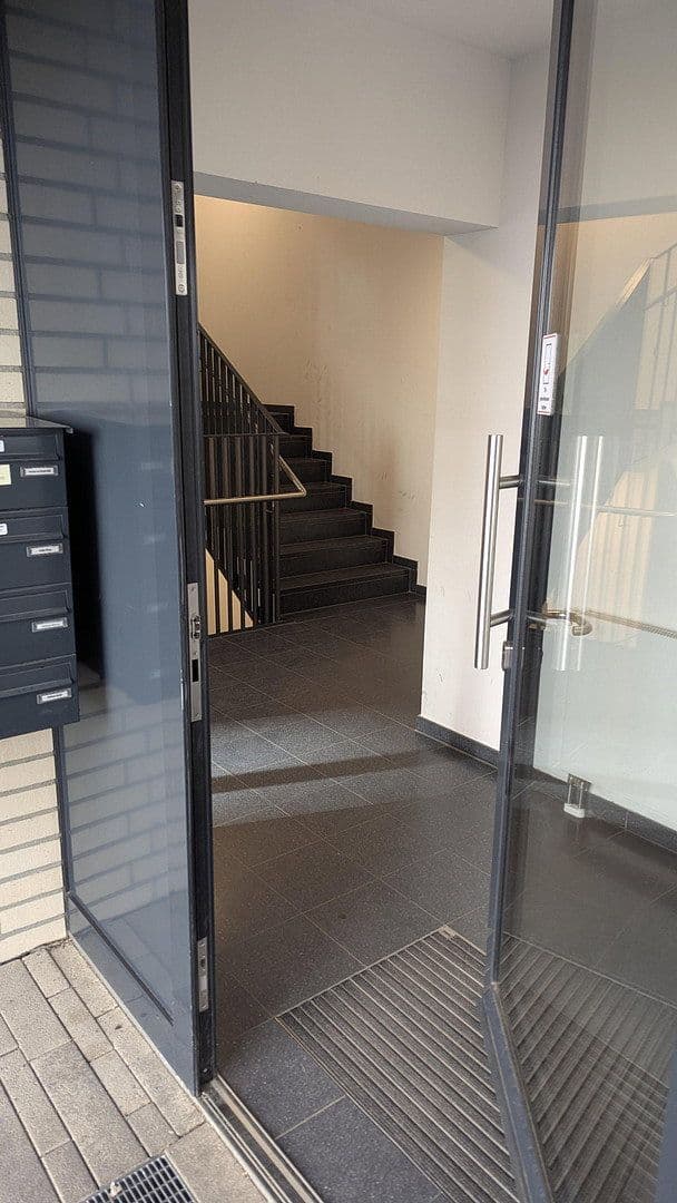 Prenájom bytu 2-izbový 56 m², Wiener Str. 37A, Berlin, Berlín Prenájom bytu 2-izbový 56 m², Wiener Str. 37A, Berlin, Berlín