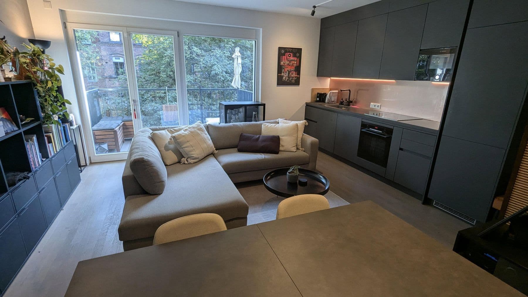 Prenájom bytu 2-izbový 56 m², Wiener Str. 37A, Berlin, Berlín Prenájom bytu 2-izbový 56 m², Wiener Str. 37A, Berlin, Berlín