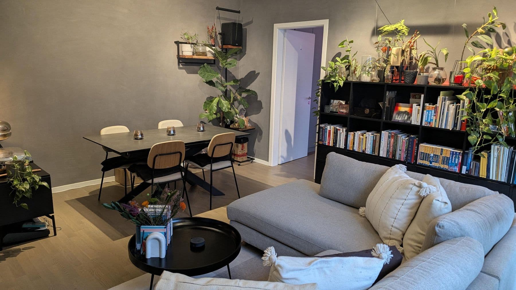 Prenájom bytu 2-izbový 56 m², Wiener Str. 37A, Berlin, Berlín Prenájom bytu 2-izbový 56 m², Wiener Str. 37A, Berlin, Berlín