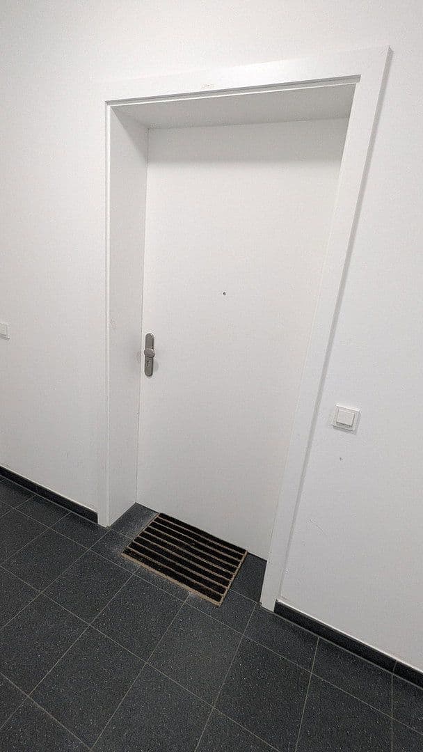 Prenájom bytu 2-izbový 56 m², Wiener Str. 37A, Berlin, Berlín Prenájom bytu 2-izbový 56 m², Wiener Str. 37A, Berlin, Berlín
