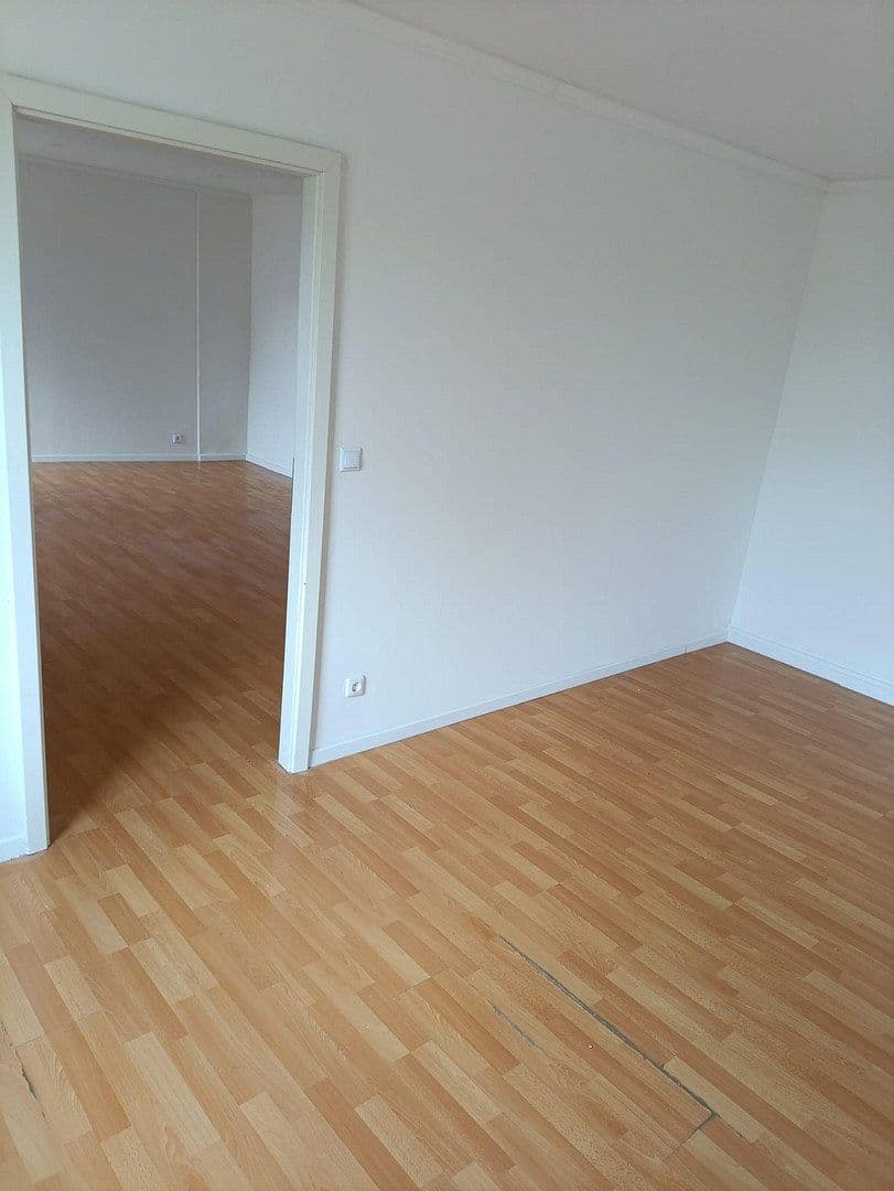 Prenájom kancelárie 3.000 m², Kraatzerweg 13a, Gransee, Brandenbursko Prenájom kancelárie 3.000 m², Kraatzerweg 13a, Gransee, Brandenbursko