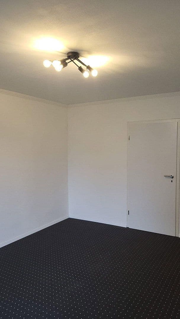 Prenájom kancelárie 3.000 m², Kraatzerweg 13a, Gransee, Brandenbursko Prenájom kancelárie 3.000 m², Kraatzerweg 13a, Gransee, Brandenbursko
