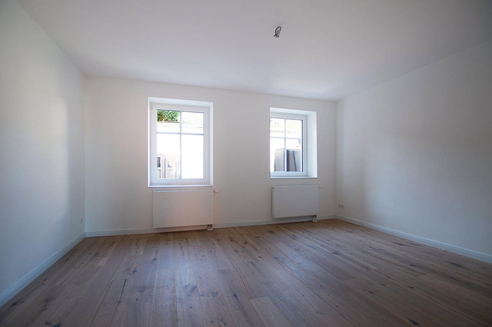Predaj domu 250 m², pozemok 430 m², Potsdamer Str. 104, Potsdam, Brandenbursko Predaj domu 250 m², pozemok 430 m², Potsdamer Str. 104, Potsdam, Brandenbursko