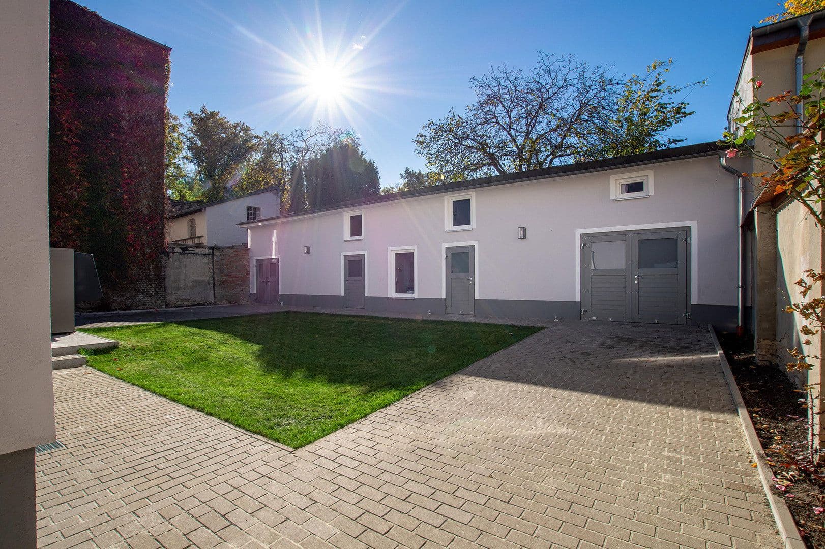 Predaj domu 250 m², pozemok 430 m², Potsdamer Str. 104, Potsdam, Brandenbursko Predaj domu 250 m², pozemok 430 m², Potsdamer Str. 104, Potsdam, Brandenbursko