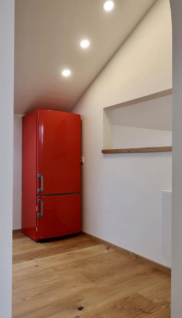 Prenájom bytu 3-izbový 90 m², Weißachenerstraße 59, Bergen, Bavorsko Prenájom bytu 3-izbový 90 m², Weißachenerstraße 59, Bergen, Bavorsko
