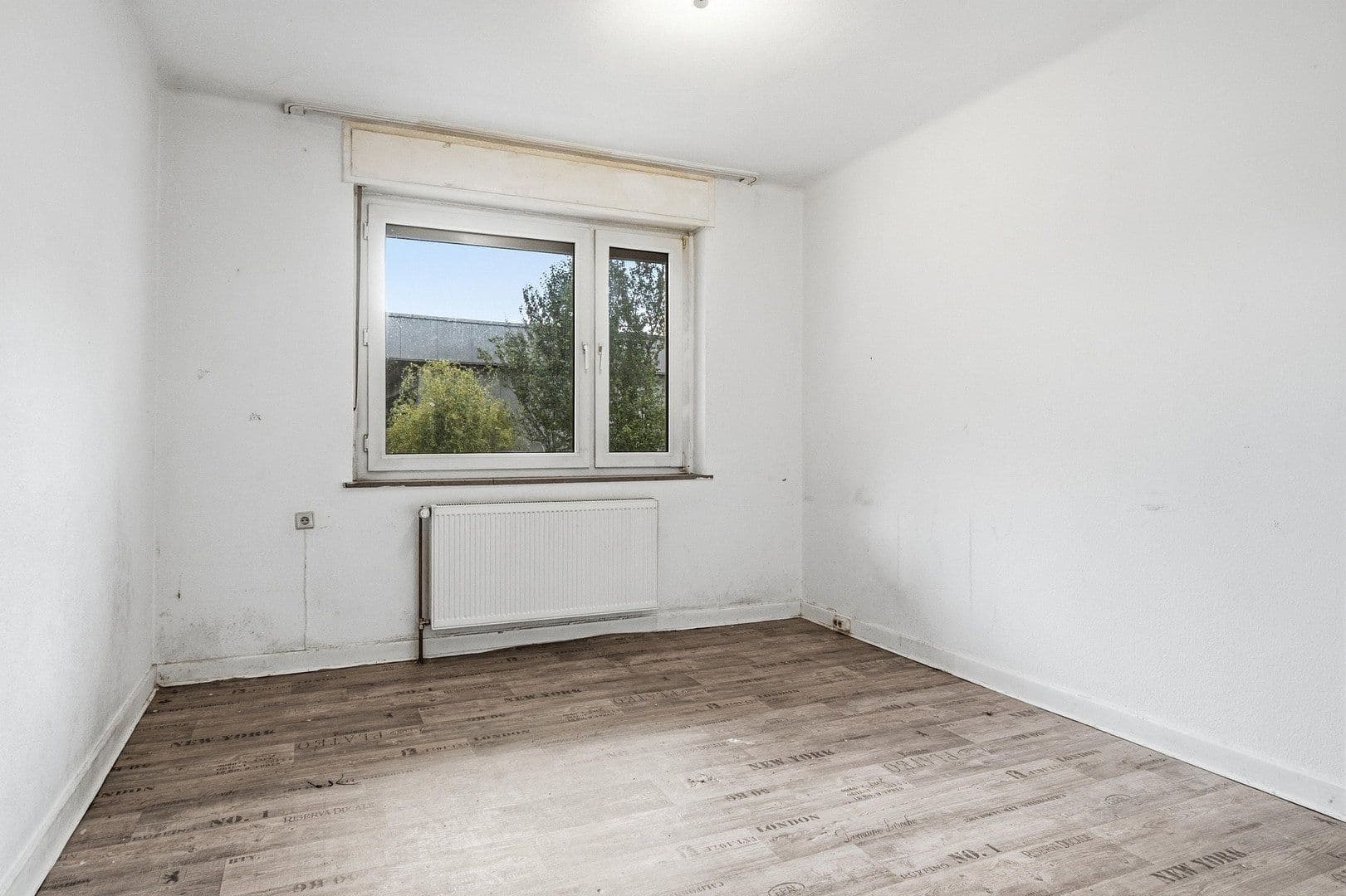 Predaj domu 420 m², pozemok 488 m², Detmolder Straße 407, Bielefeld, Severné Porýnie - Westfálsko Predaj domu 420 m², pozemok 488 m², Detmolder Straße 407, Bielefeld, Severné Porýnie - Westfálsko