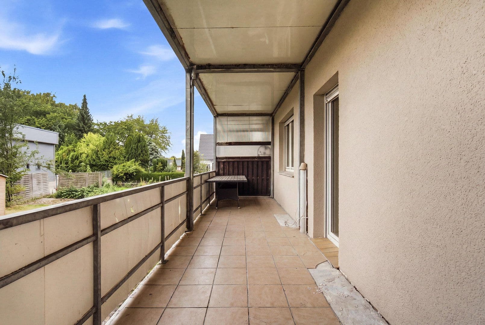 Predaj domu 420 m², pozemok 488 m², Detmolder Straße 407, Bielefeld, Severné Porýnie - Westfálsko Predaj domu 420 m², pozemok 488 m², Detmolder Straße 407, Bielefeld, Severné Porýnie - Westfálsko