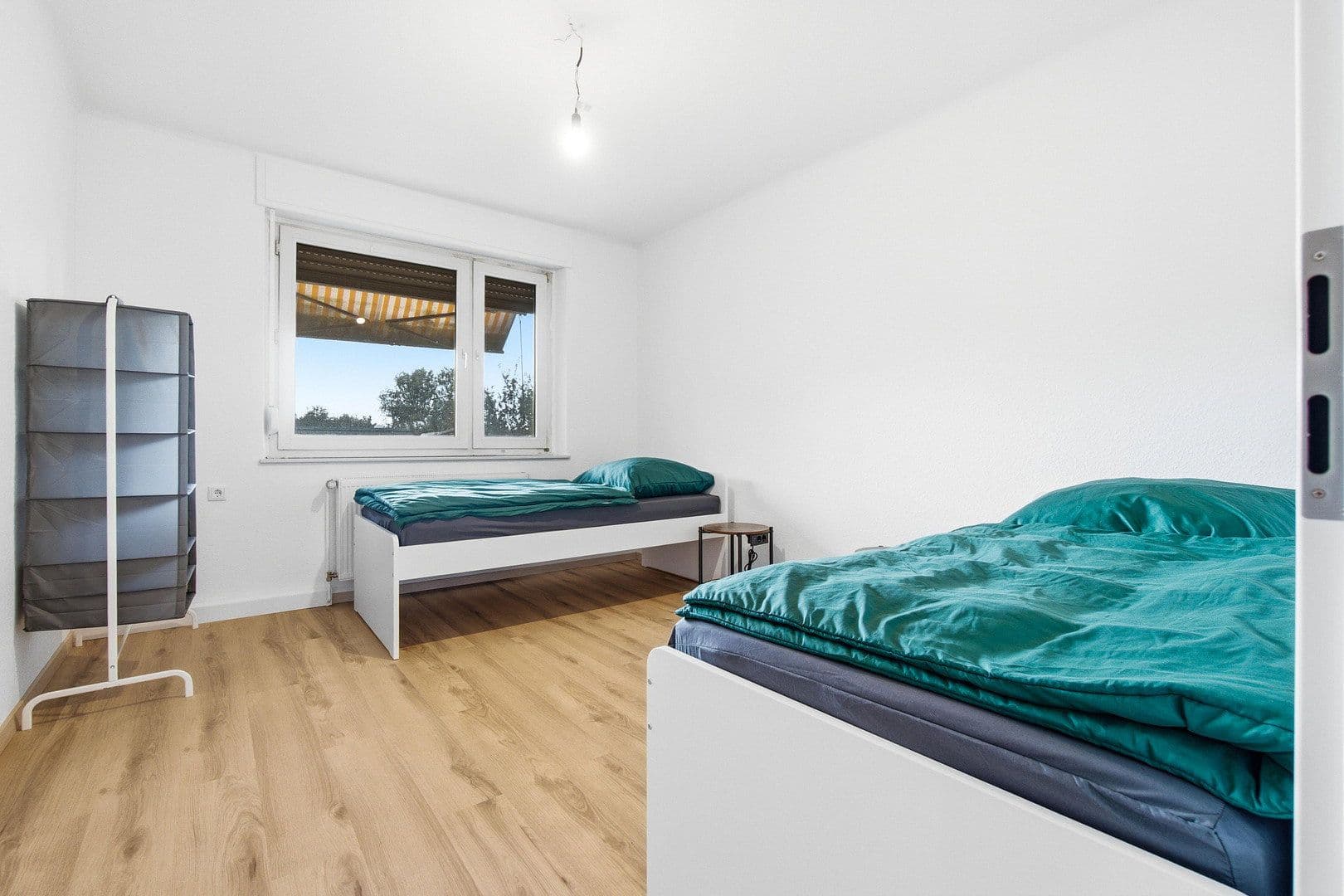 Predaj domu 420 m², pozemok 488 m², Detmolder Straße 407, Bielefeld, Severné Porýnie - Westfálsko Predaj domu 420 m², pozemok 488 m², Detmolder Straße 407, Bielefeld, Severné Porýnie - Westfálsko