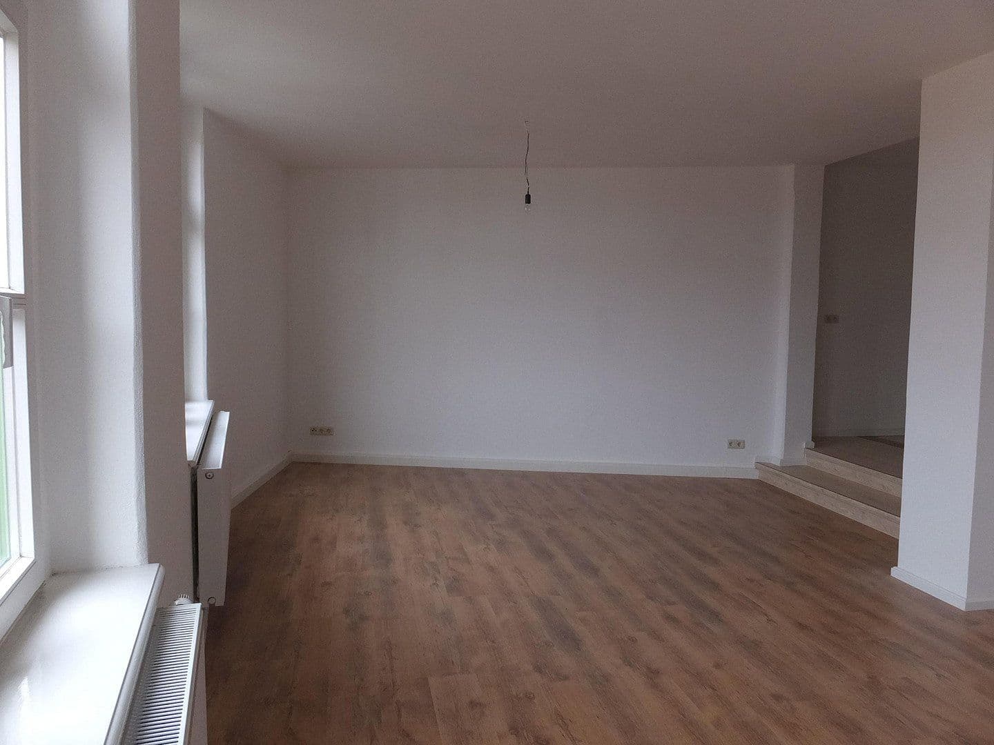 Prenájom bytu 4-izbový 116 m², Domstraße 3a, Merseburg, Sasko-Anhaltsko Prenájom bytu 4-izbový 116 m², Domstraße 3a, Merseburg, Sasko-Anhaltsko
